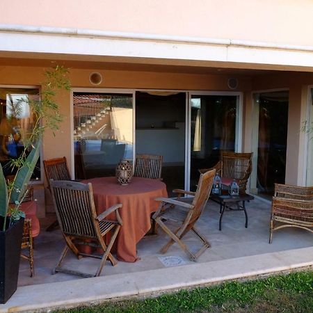 Apartamento Com Piscina Cruz Quebrada Екстер'єр фото